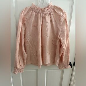 NWT!! Jennifer And Grace Blush Printed Blouse. Large